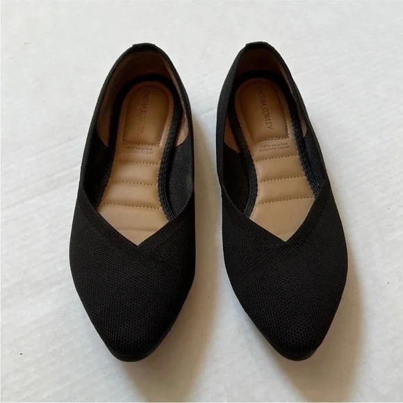 Cynthia Rowley Black Pointed-Toe Flats - Picture 3 of 8